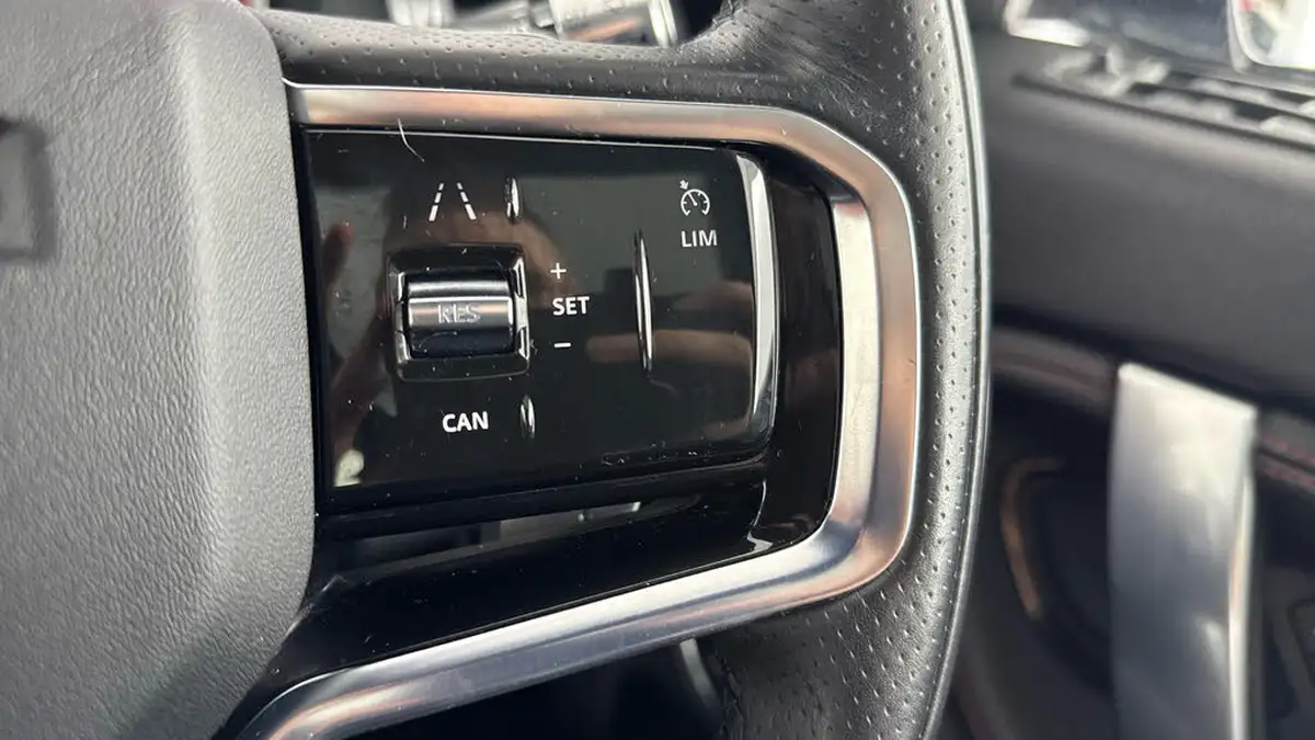2021-land-rover-discovery-sport-20-d200-r-dynamic-s-plus-big-21