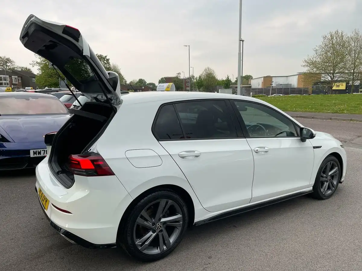 2021-volkswagen-golf-15-tsi-r-line-130ps-hatchback-big-13