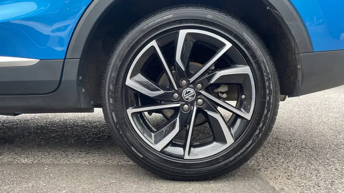 2024-mg-zs-suv-15-vti-tech-exclusive-big-17