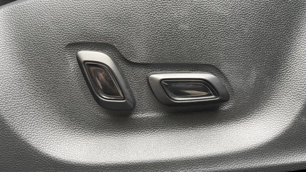 2024-mg-zs-suv-15-vti-tech-exclusive-big-21
