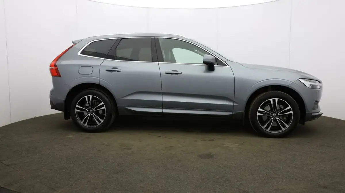 2019-volvo-xc60-20-t4-edition-big-52