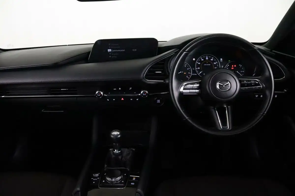 2022-mazda-mazda3-20-se-l-lux-122ps-hatchback-5d-big-14