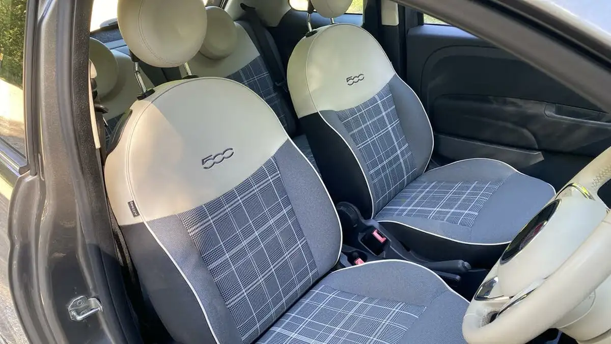 2017-fiat-500-12-lounge-big-40