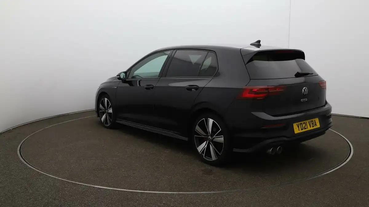 2021-volkswagen-golf-20tdi-gtd-big-55