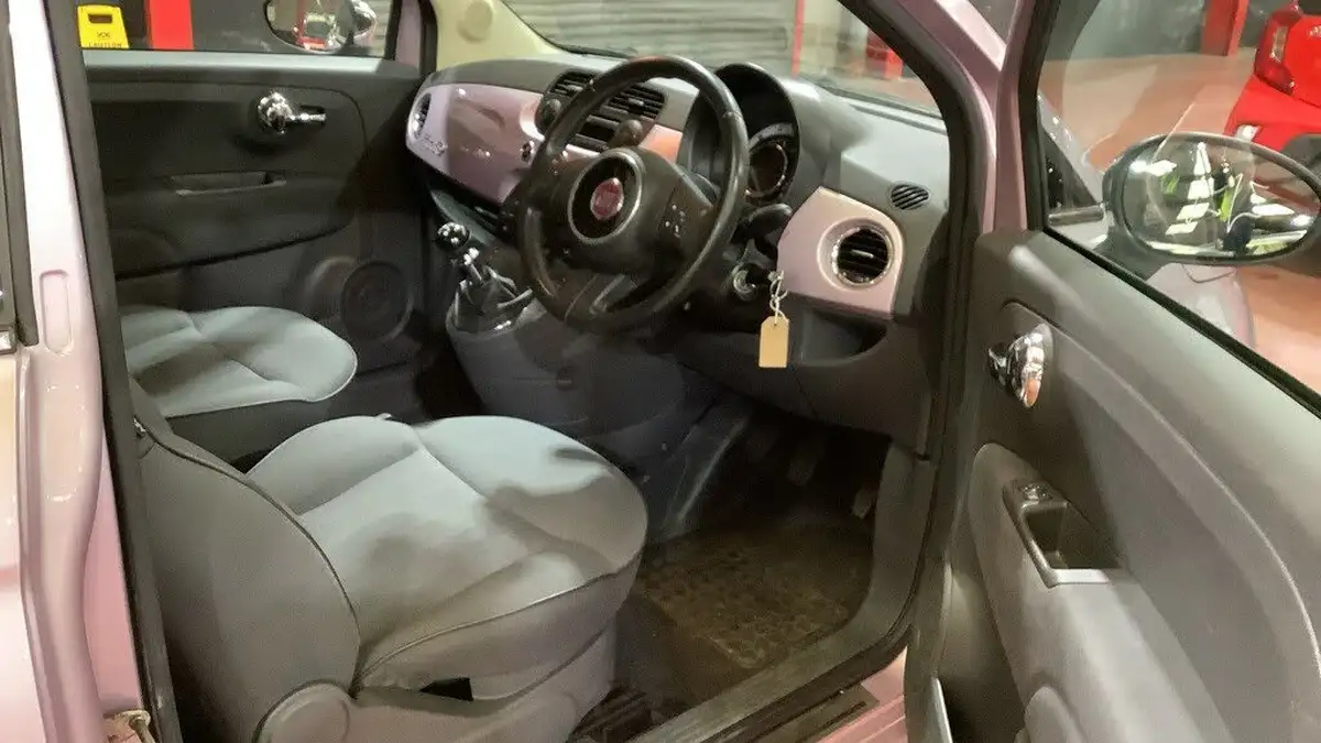 2014-fiat-500c-12-lounge-big-5