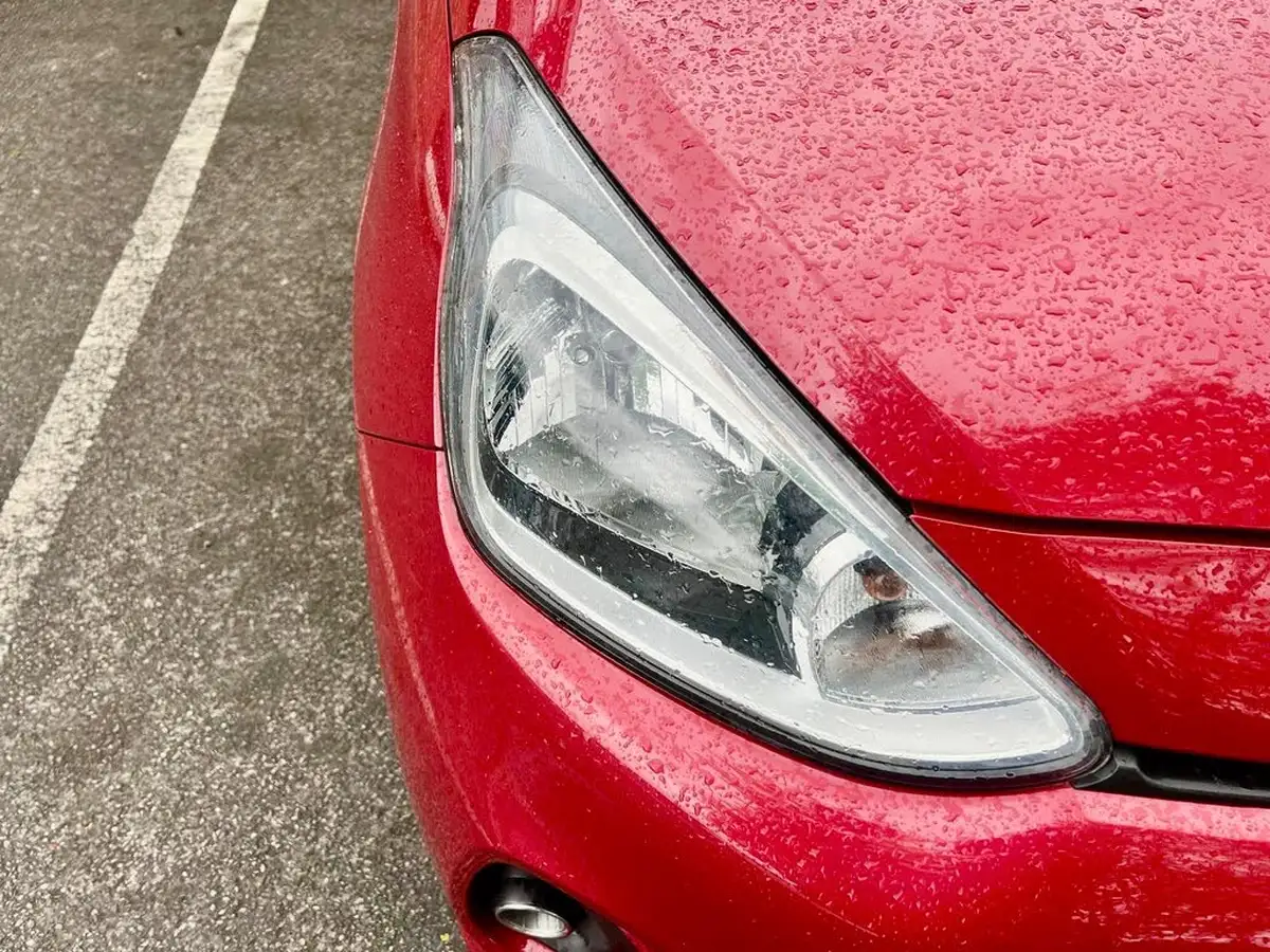 2017-hyundai-i10-10-premium-big-25