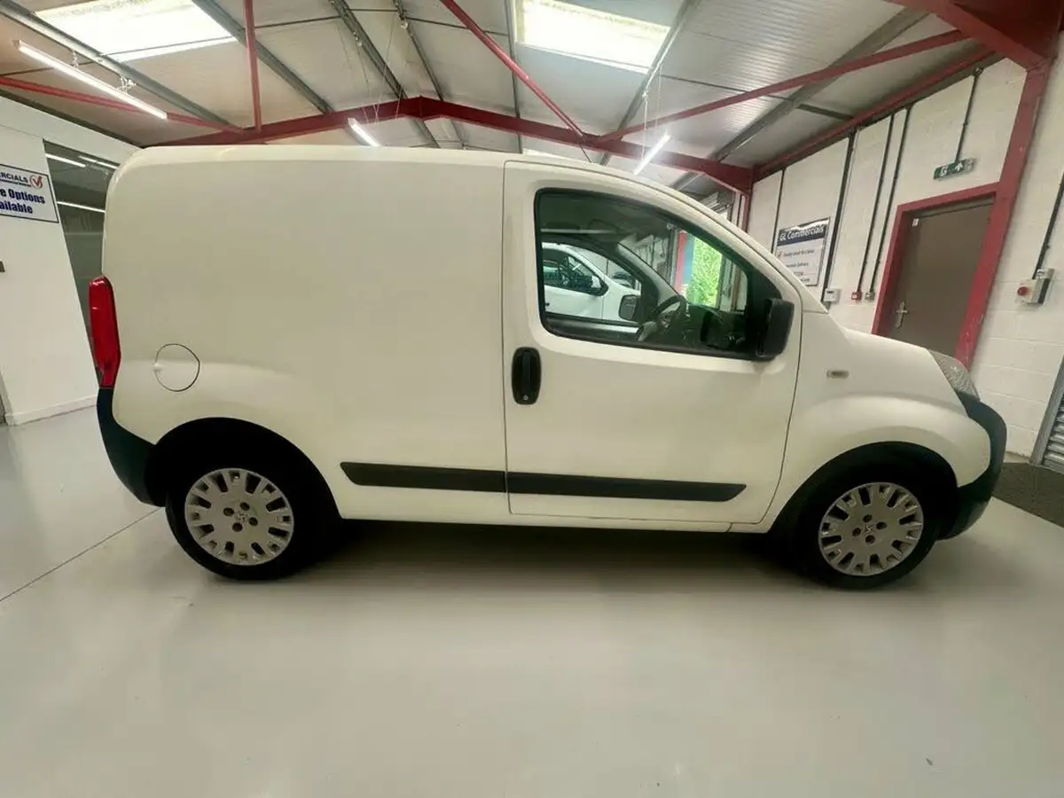 2015-peugeot-bipper-13td-professional-75-panel-big-5