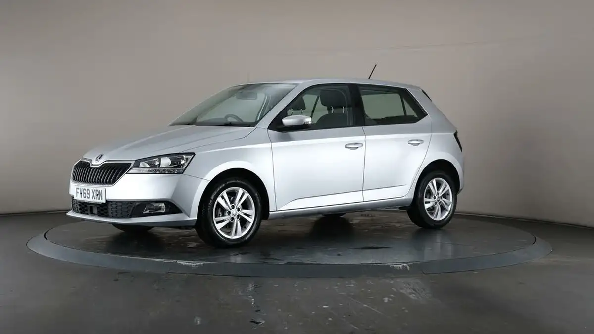 2019-skoda-fabia-10-mpi-se-60ps-hatchback-big-39