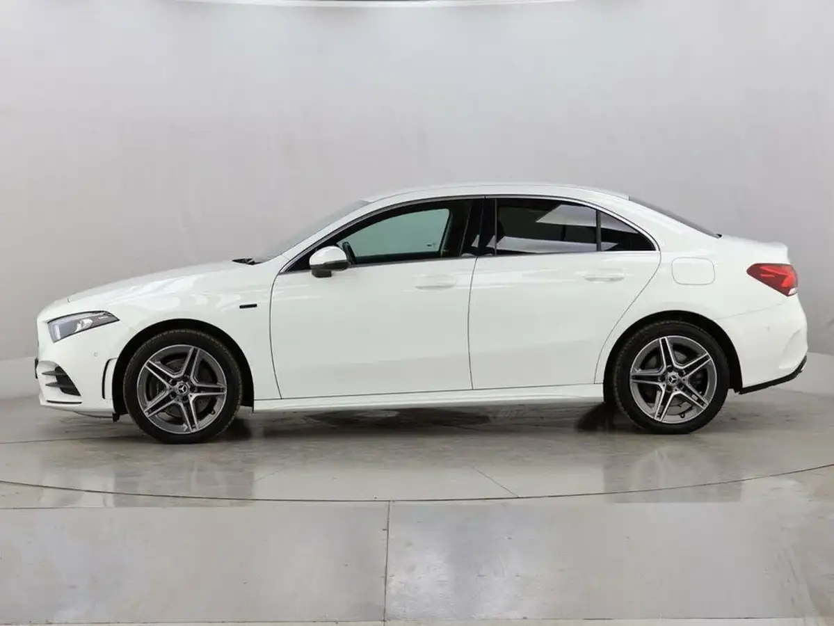 2021-mercedes-benz-a-class-13-a250e-amg-line-executive-saloon-4d-big-5