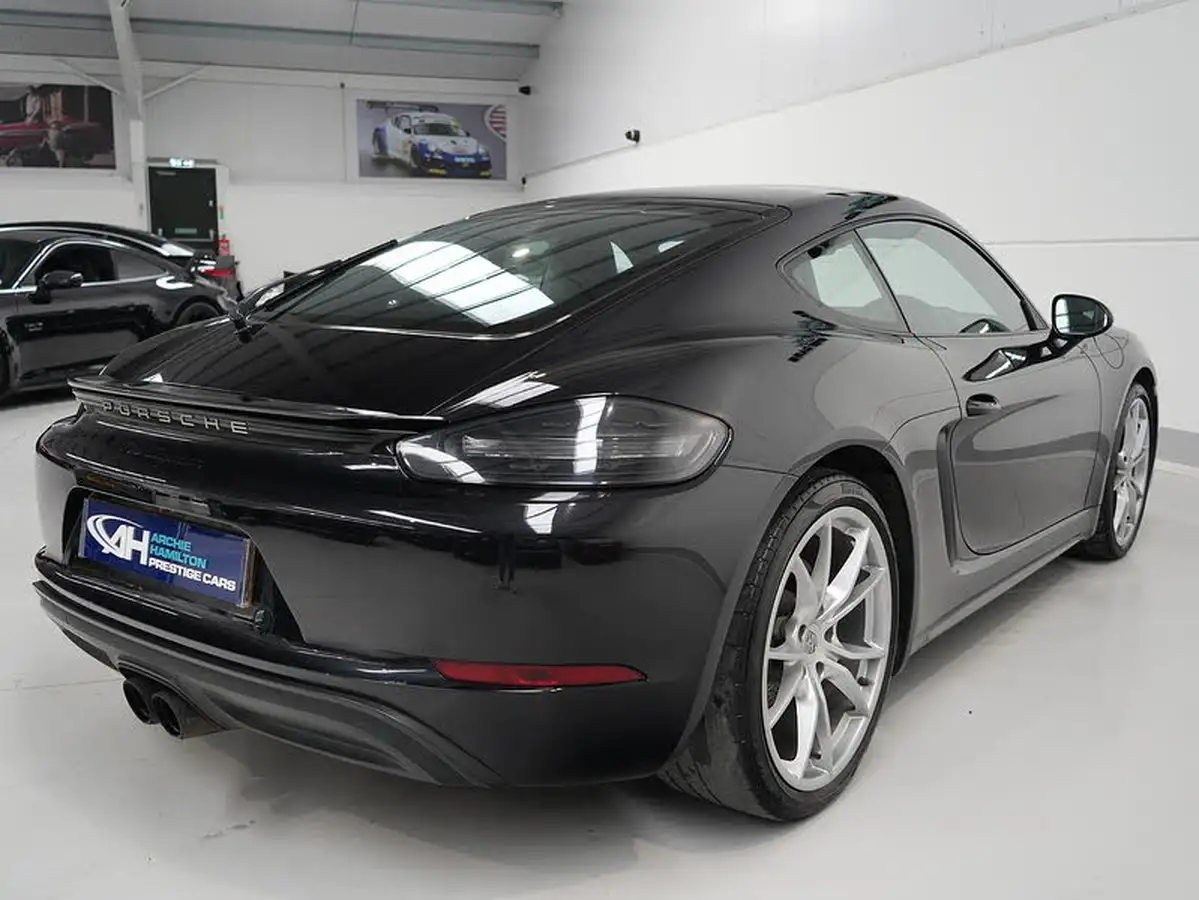 2018-porsche-cayman-718-20-cayman-ss-pdk-big-11