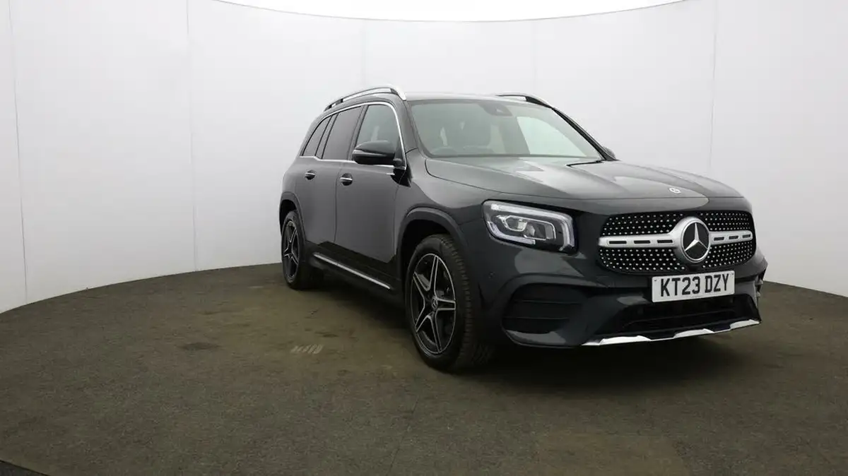 2023-mercedes-benz-glb-class-13-glb200-amg-line-premium-big-47