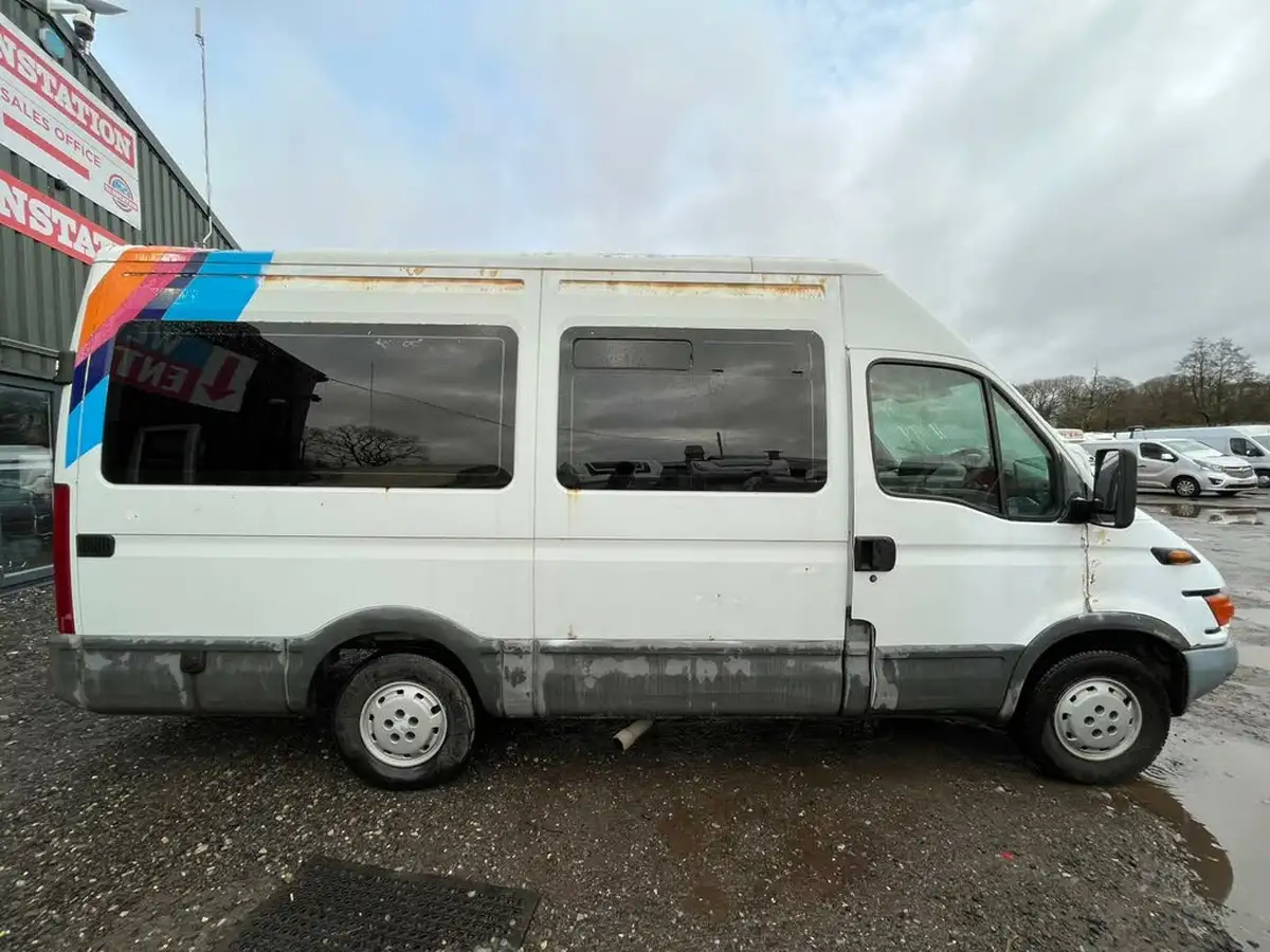 2002-iveco-daily-s-class-28td-35s11-120-big-1