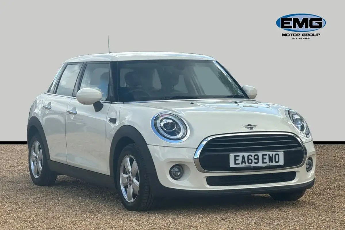 2019-mini-cooper-15-cooper-classic-hatchback-5d-big-0