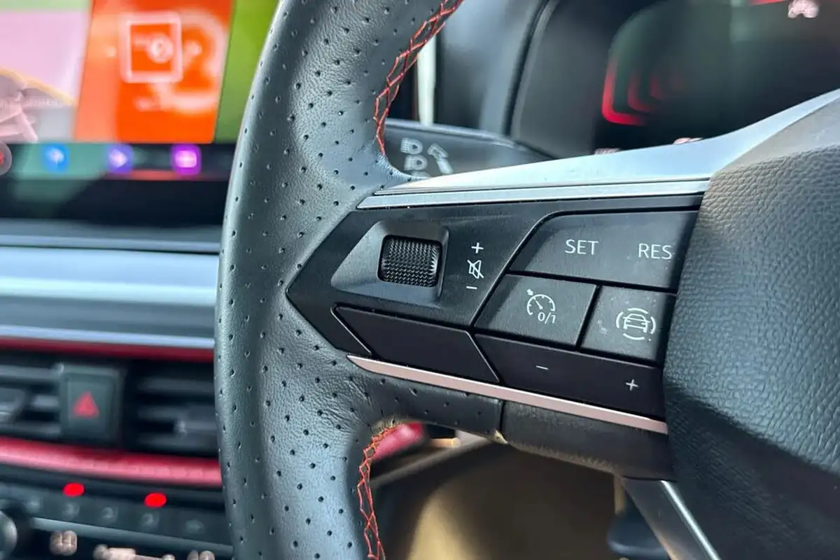 2023-seat-arona-10-tsi-fr-big-32