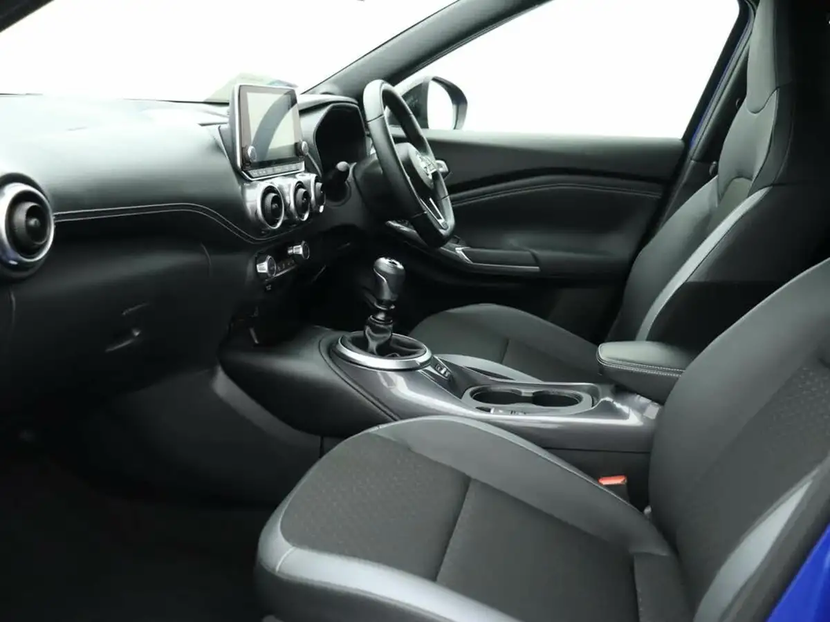 2023-nissan-juke-10-dig-t-n-connecta-big-30