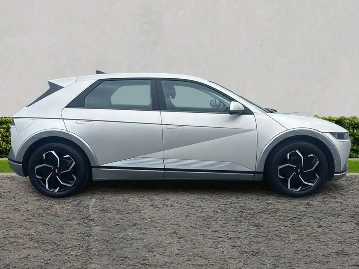 2022-hyundai-ioniq-5-e-premium-217ps-73kwh-rwd-big-1