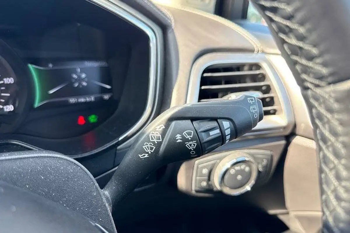 2022-ford-mondeo-20-tivct-vignale-estate-5d-big-14