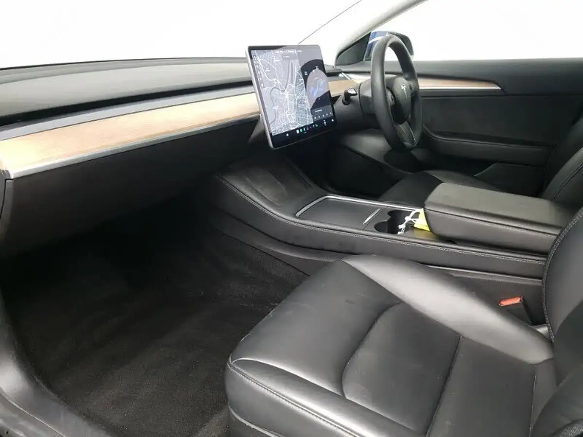 2021-tesla-model-3-e-long-range-awd-big-4
