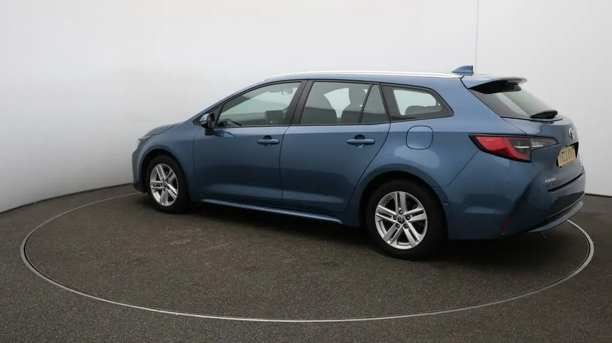 2022-toyota-corolla-18-vvt-i-icon-tech-spare-wheel-touring-sports-5d-big-34