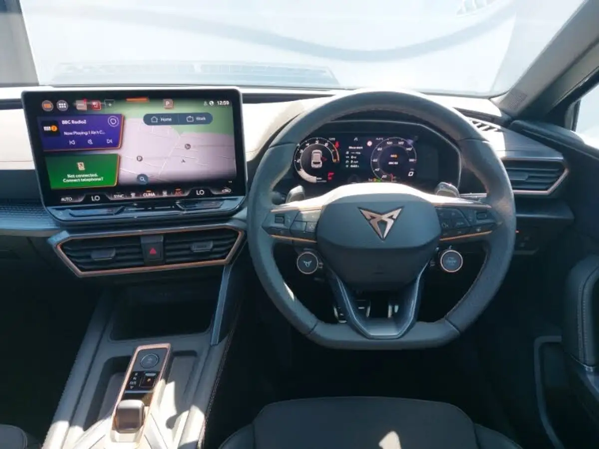 2025-cupra-leon-nf-15-etsi-v1-hatchback-big-6