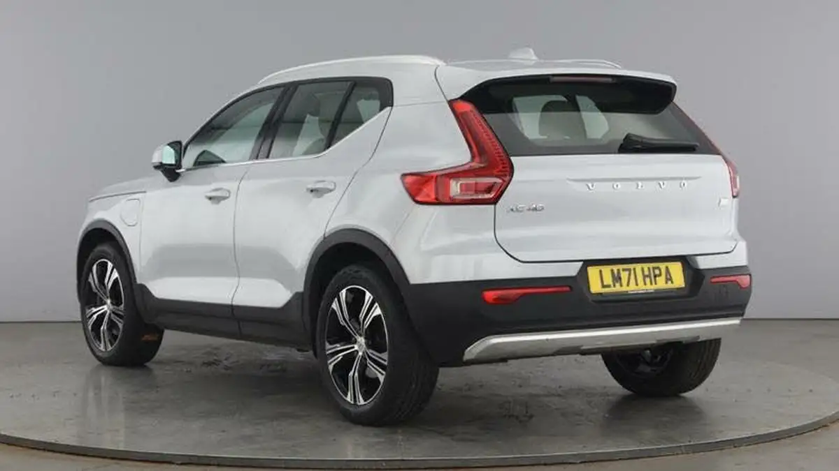 2021-volvo-xc40-15-t5-inscription-pro-258bhp-big-2