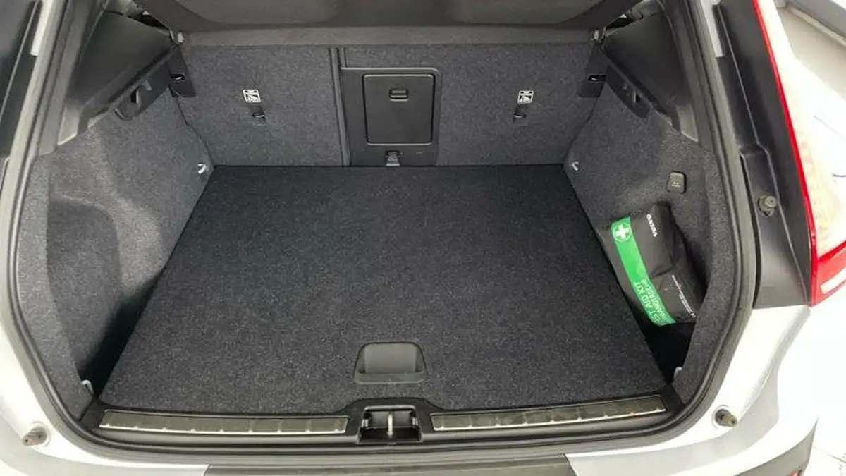 2021-volvo-xc40-15-t5-inscription-pro-258bhp-big-26