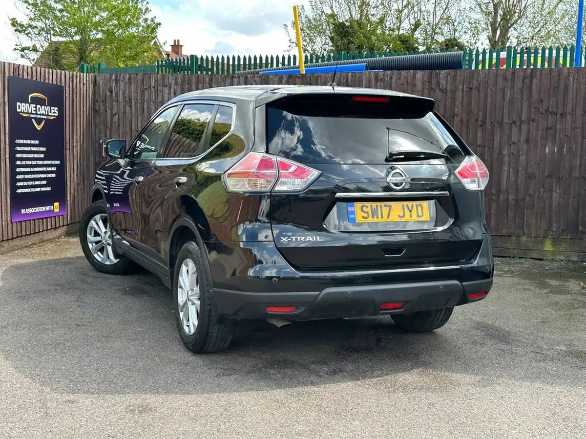 2017-nissan-x-trail-16dci-acenta-7-seat-ss-xtronic-cvt-big-1