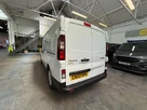 2022-renault-trafic-20dci-sl28-130-sport-small-11