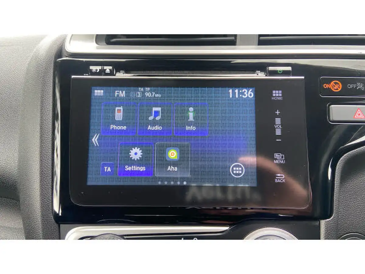 2018-honda-jazz-13-i-vtec-se-cvt-big-36