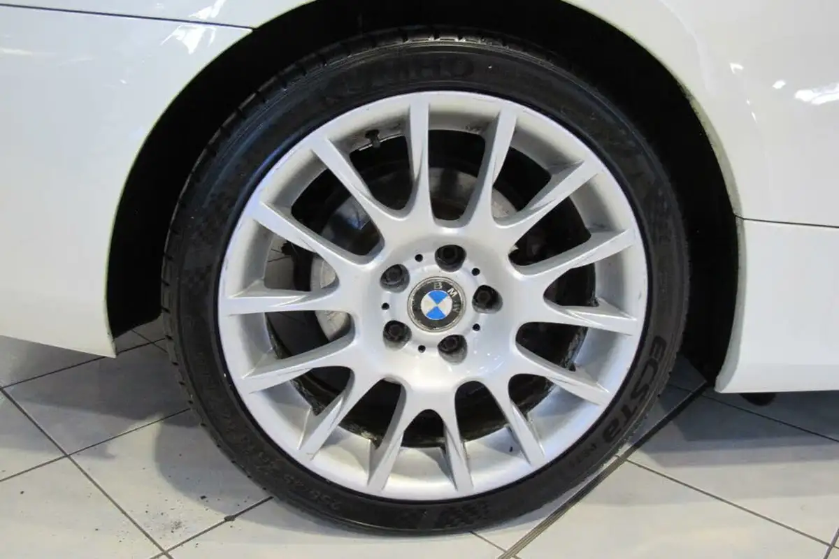 2011-bmw-3-series-20-320i-se-coupe-2d-1995cc-big-43