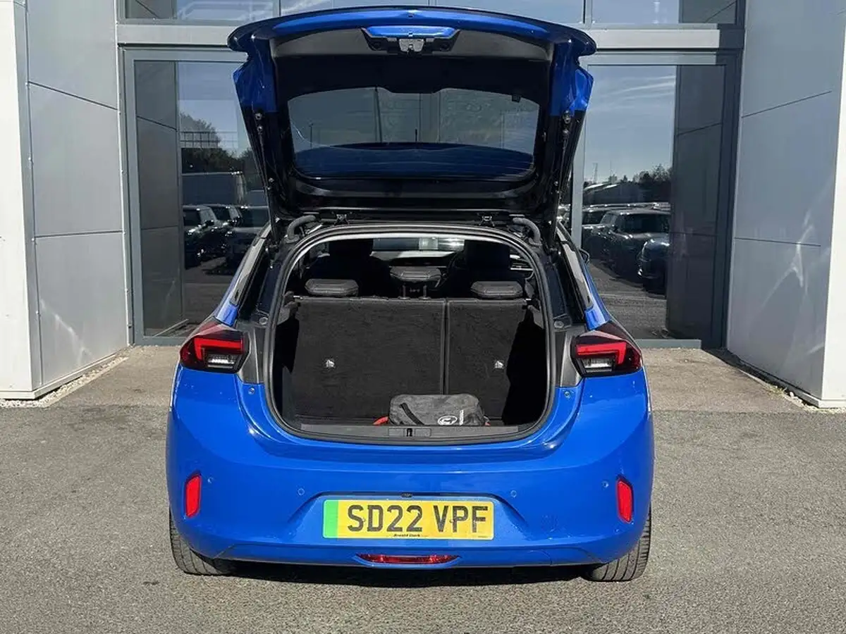 2022-vauxhall-corsa-e-elite-premium-big-16
