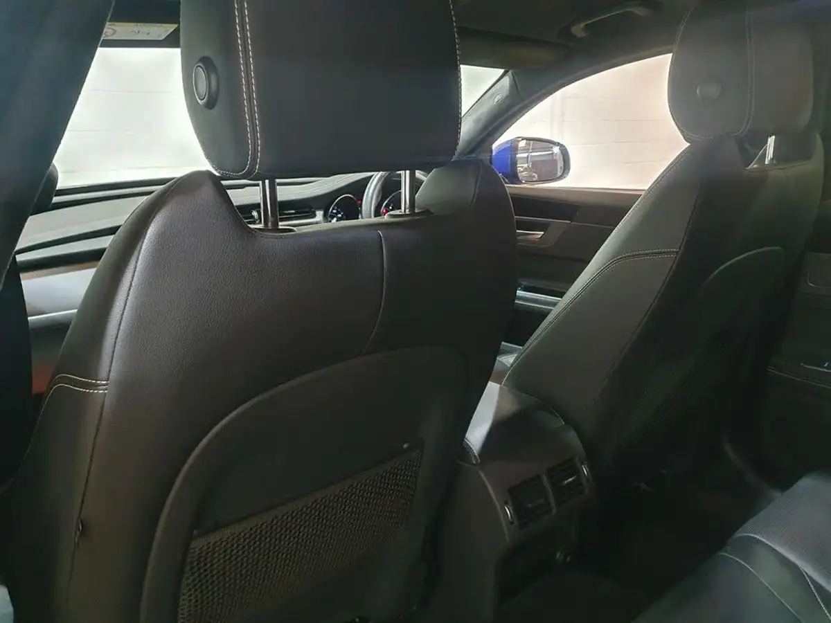 2019-jaguar-xf-20td-r-sport-180ps-ss-sportbrake-5d-auto-big-44