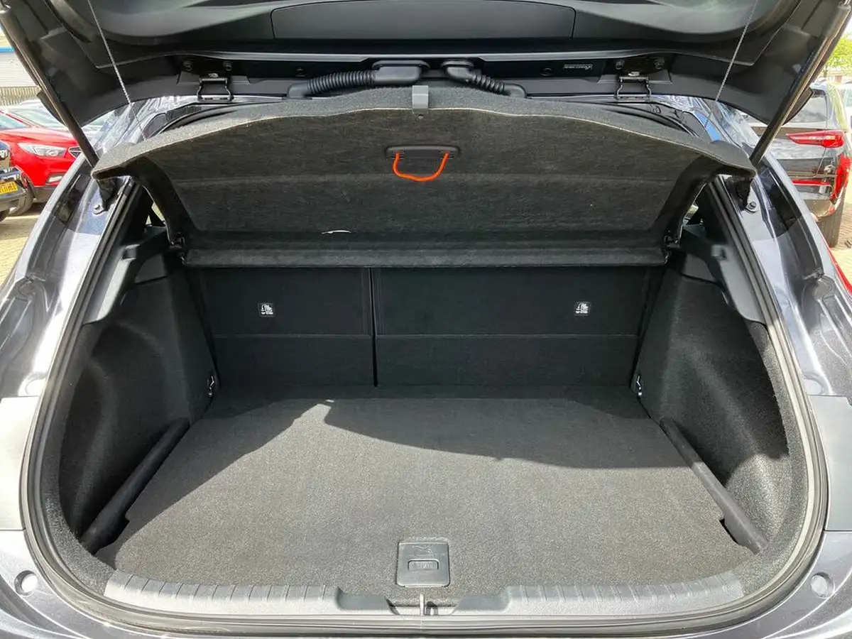2023-toyota-corolla-20-vvt-i-gr-sport-193bhp-hatchback-big-19