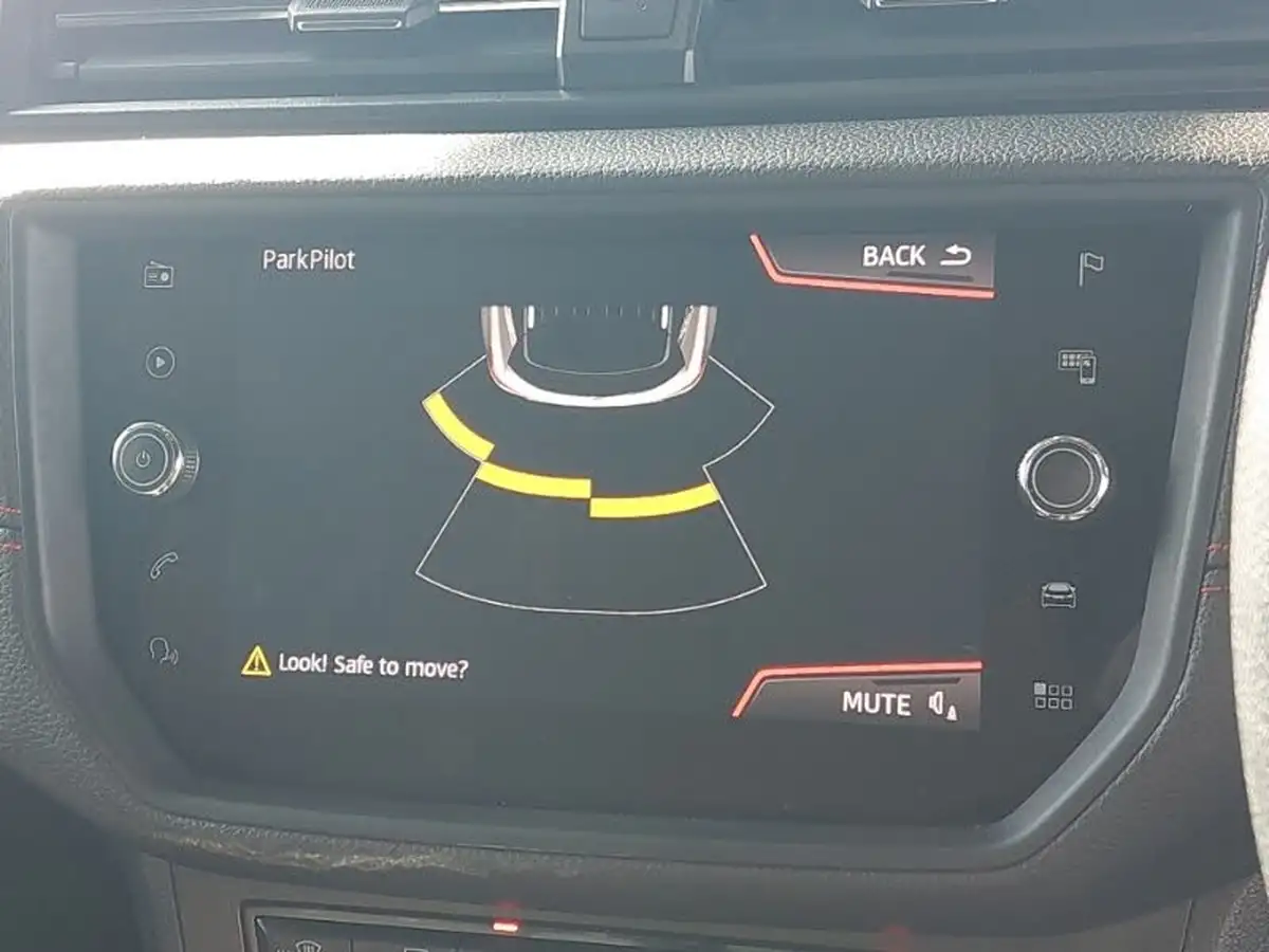 2019-seat-arona-10-tsi-fr-ss-big-15