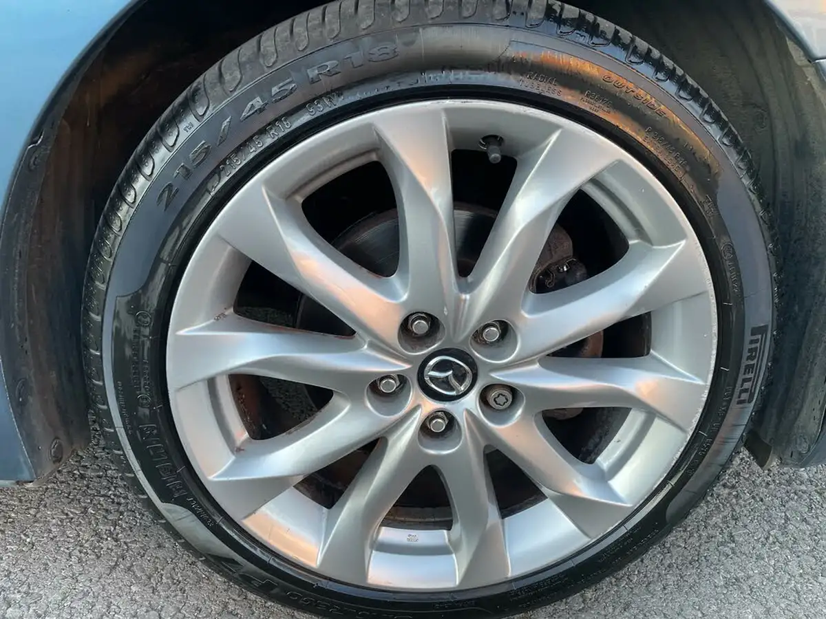 2014-mazda-mazda3-20-sport-nav-120ps-hatchback-5d-big-20