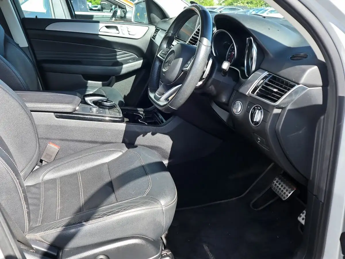 2018-mercedes-benz-gle-class-30-d-gle350d-amg-line-estate-big-2