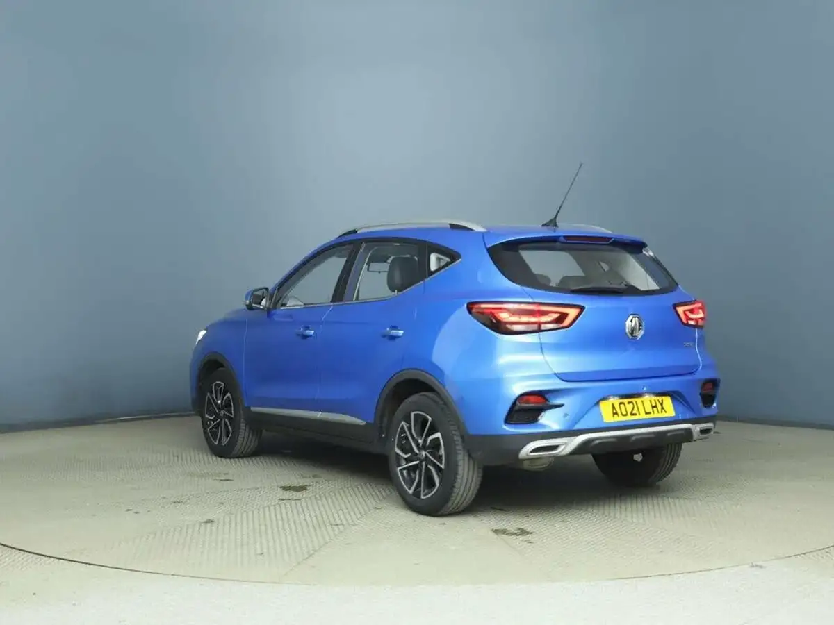 2021-mg-zs-suv-15-vti-tech-exclusive-big-4