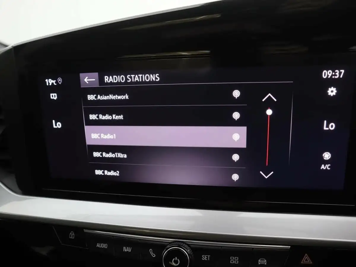 2022-vauxhall-mokka-12-ultimate-130ps-auto-big-18
