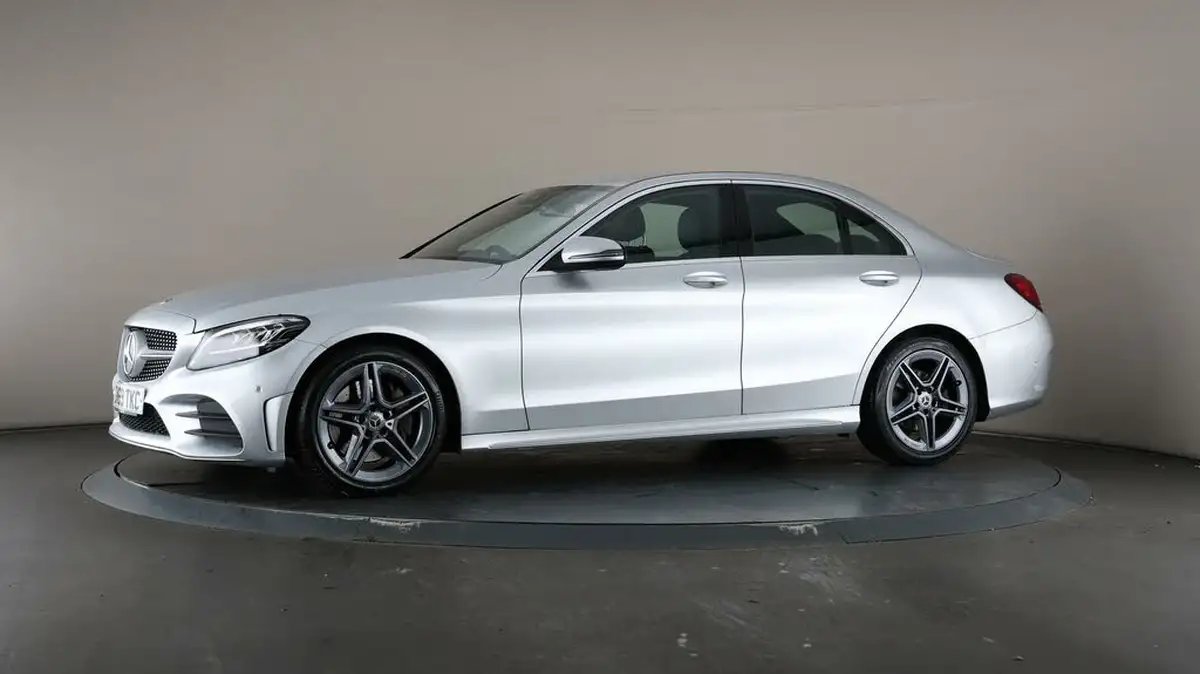 2019-mercedes-benz-c-class-20d-c300d-amg-line-245ps-ss-saloon-4d-big-39