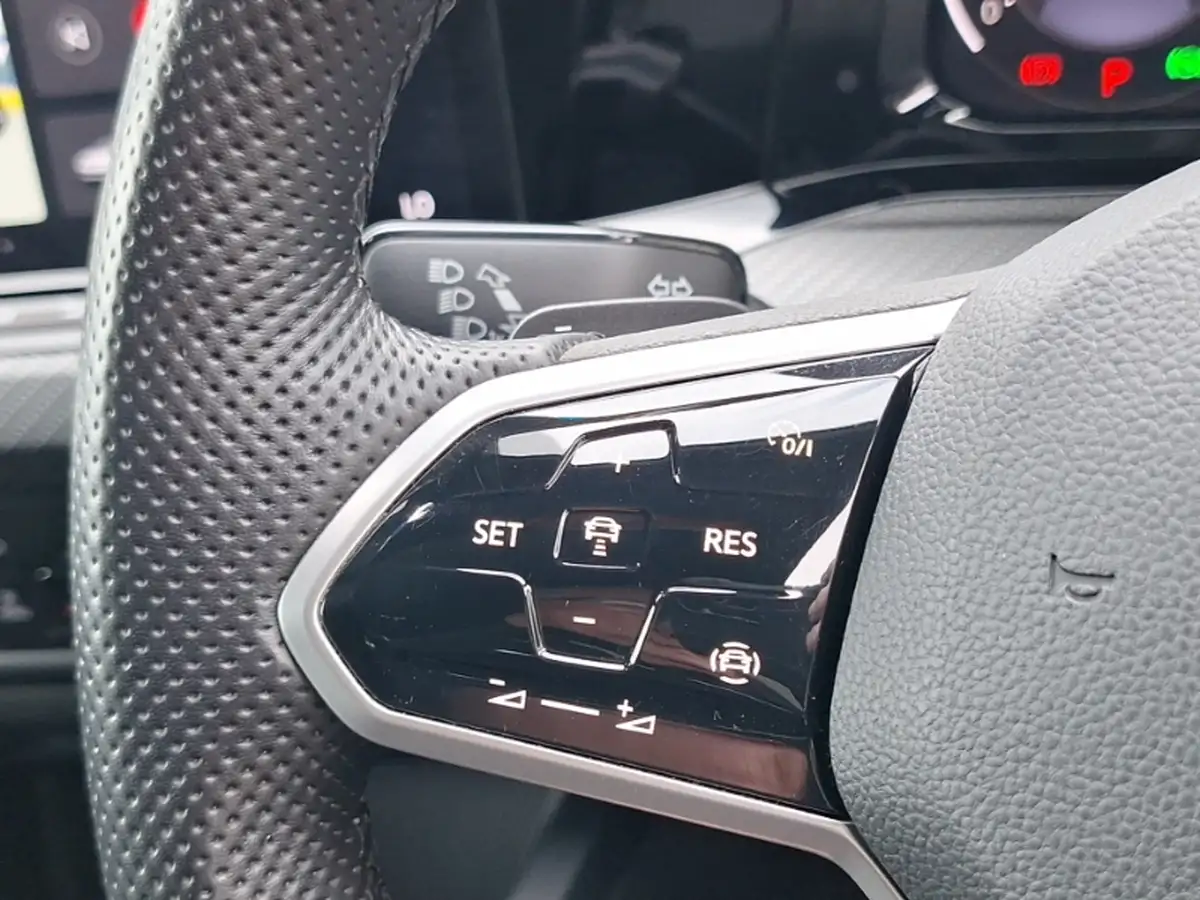 2021-jeep-compass-14-multiair-ii-limited-138bhp-big-15
