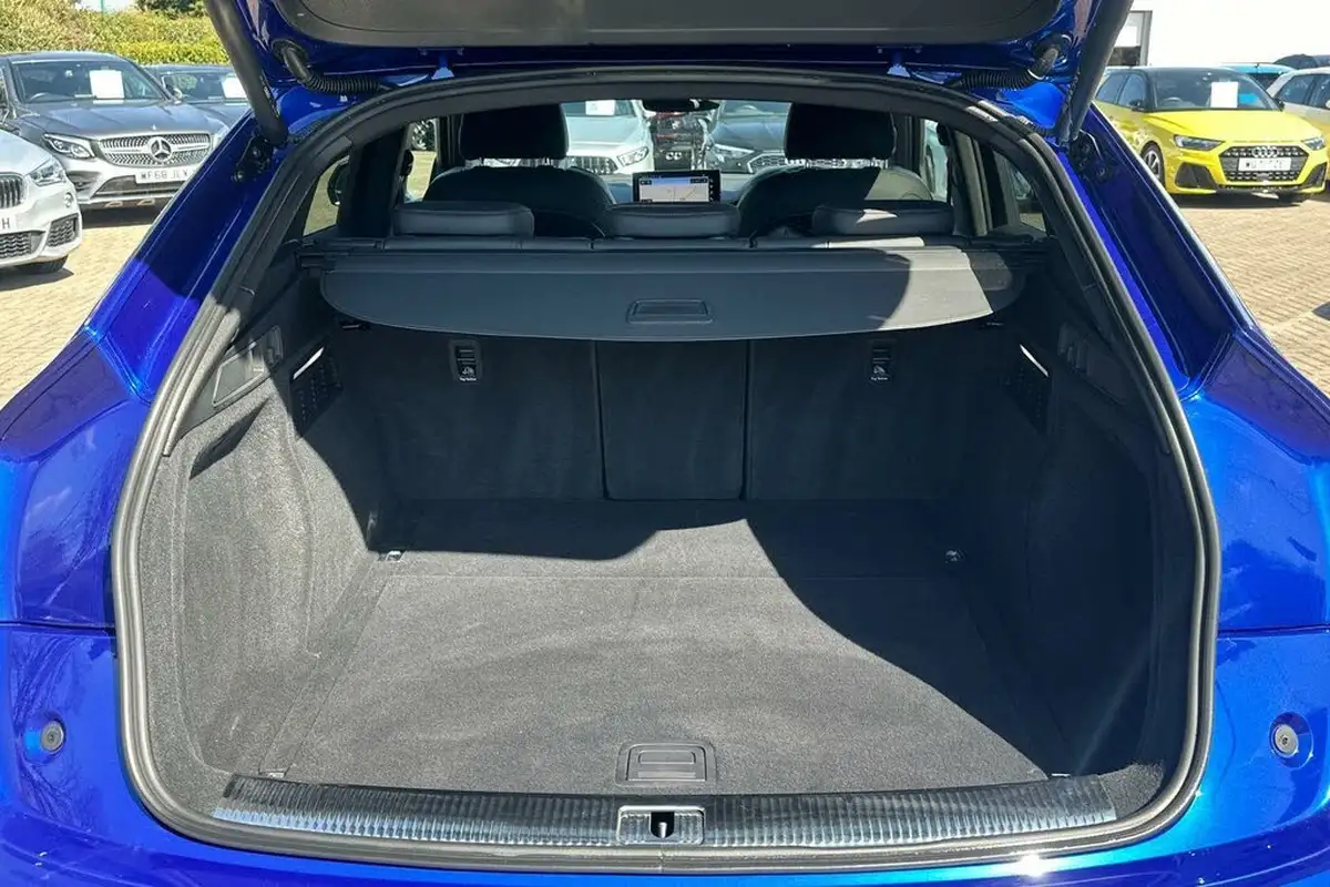 2022-audi-q5-20-45-tfsi-s-line-sportback-big-25
