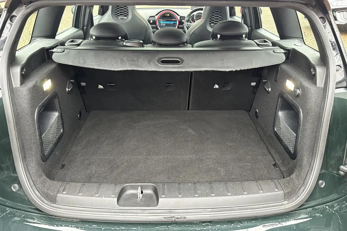 2019-mini-clubman-20-john-cooper-works-big-18