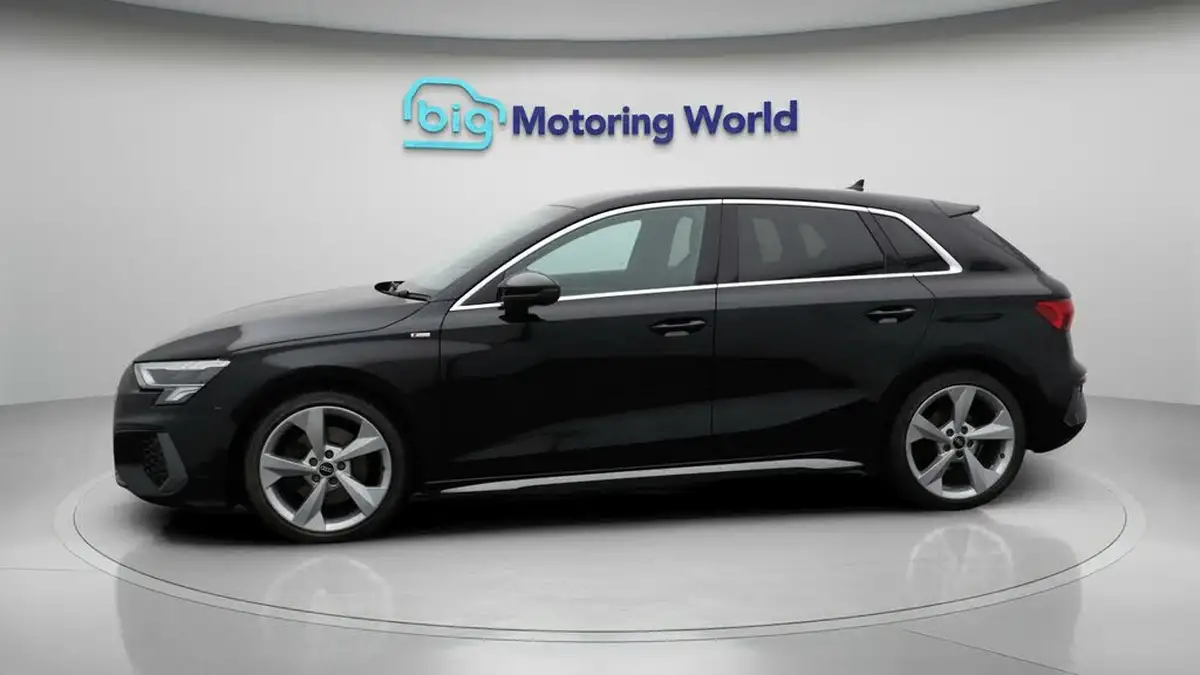2021-audi-a3-15-35-tfsi-s-line-sportback-5d-tronic-big-4