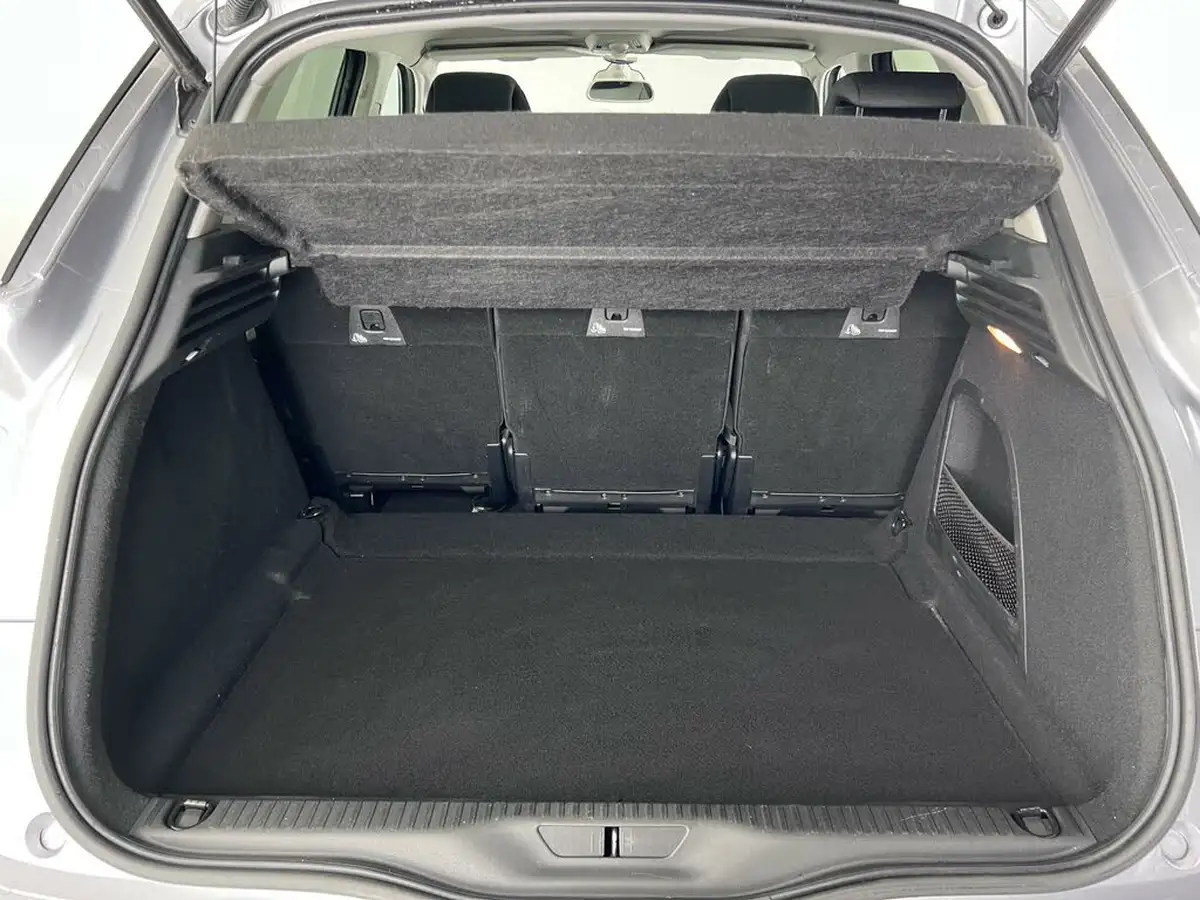 2019-citroen-c4-spacetourer-12-puretech-flair-eat8-big-8
