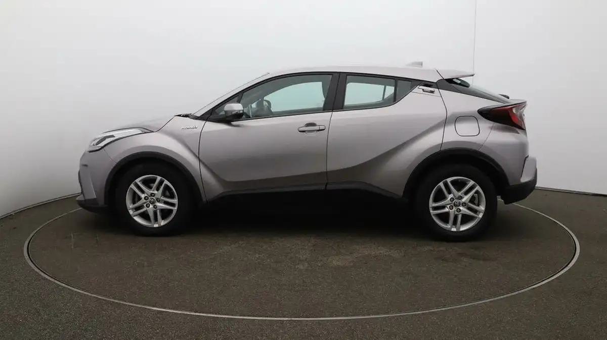 2021-toyota-c-hr-18-vvt-i-icon-big-64