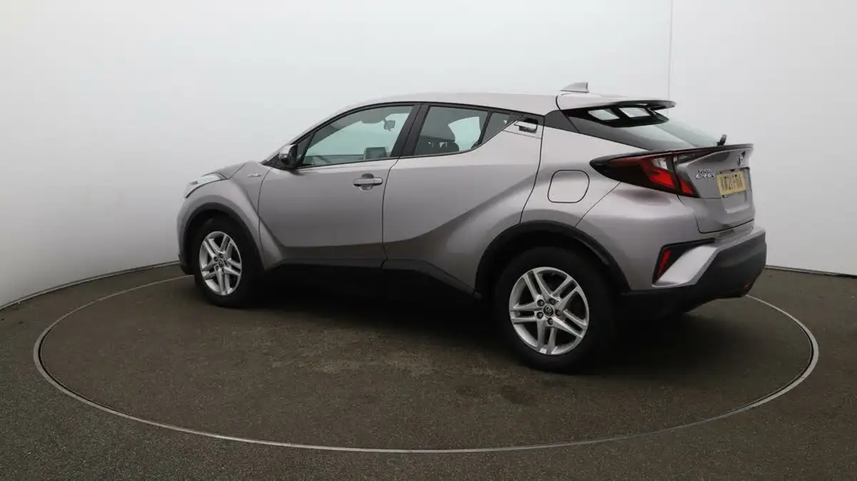 2021-toyota-c-hr-18-vvt-i-icon-big-36