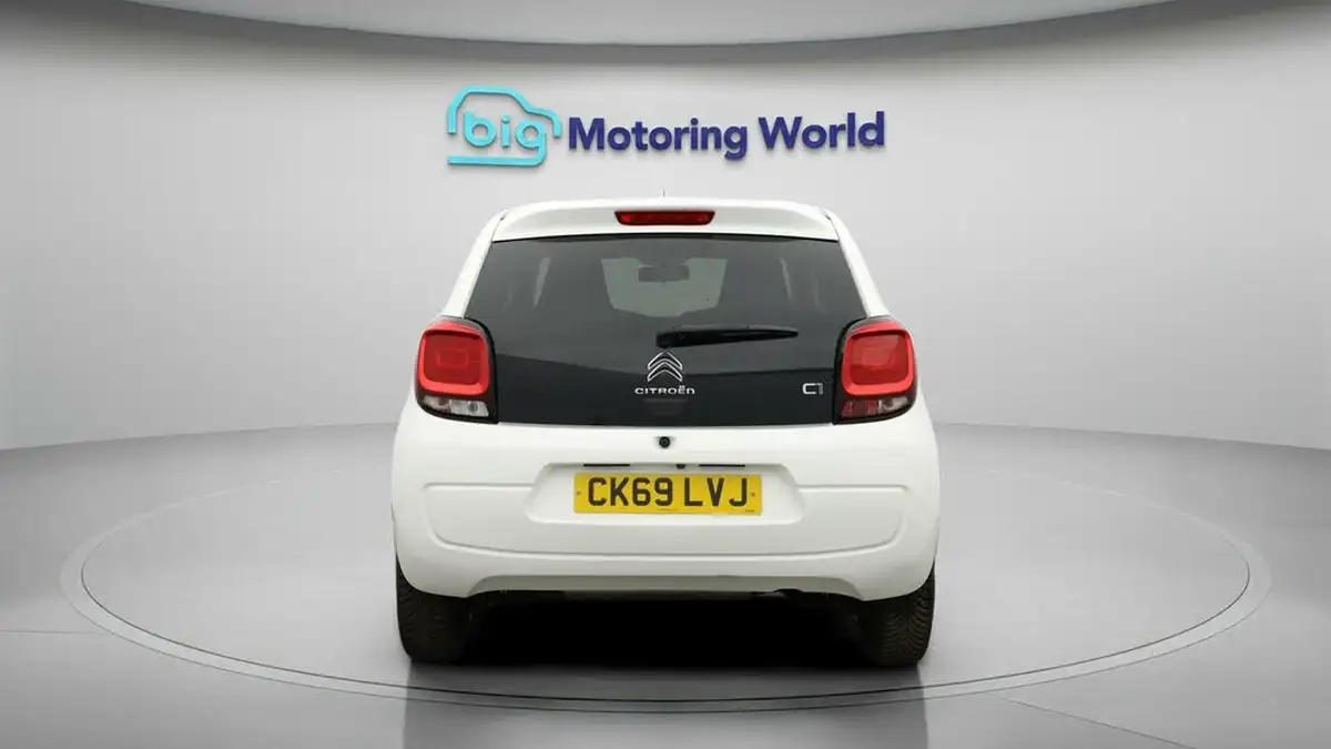 2020-citroen-c1-10-vti-flair-ss-5d-big-5