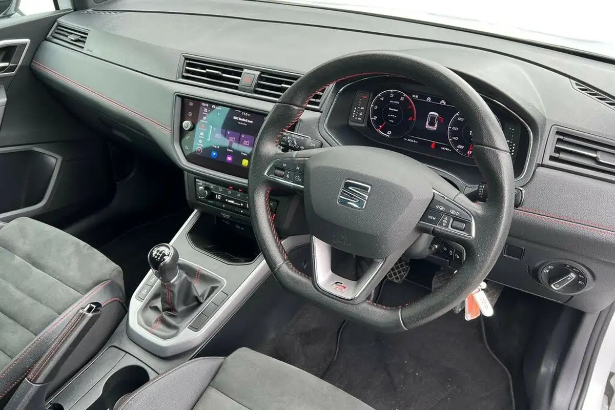 2021-seat-arona-10-tsi-fr-sport-110ps-big-5