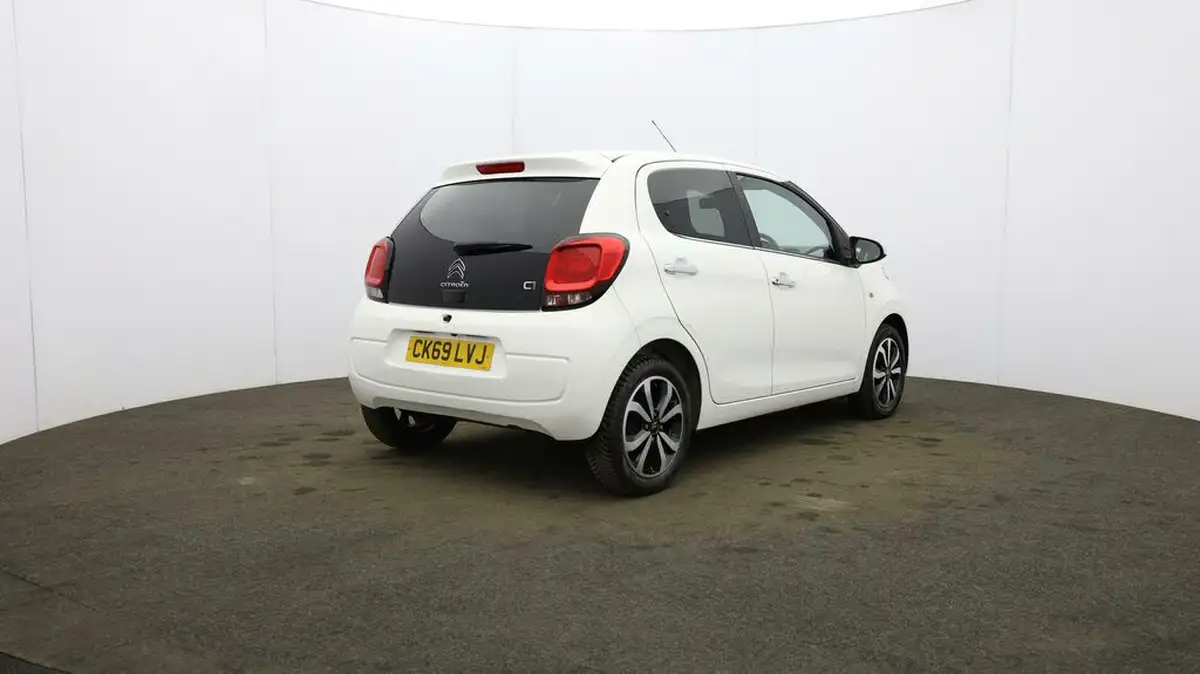 2020-citroen-c1-10-vti-flair-ss-5d-big-57