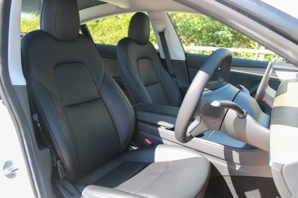 2021-tesla-model-3-e-standard-plus-big-3
